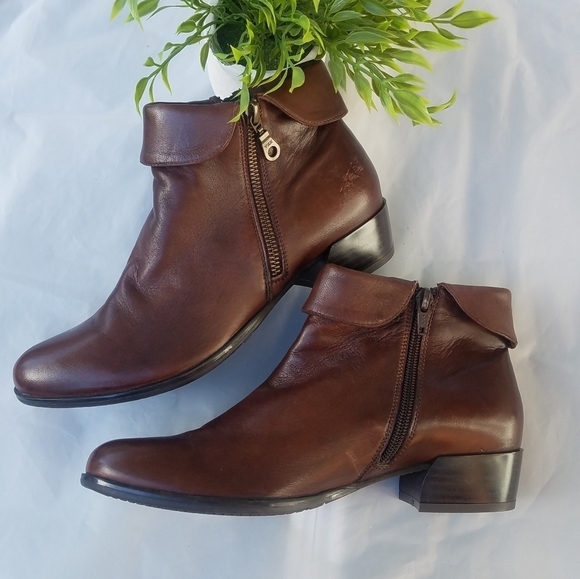 Canal grande bruna fur lined ankle bootie - Picture 1 of 7